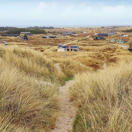 5 Person In Hvide Sande